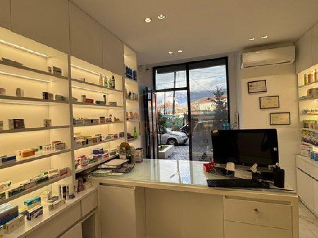 Rent, Duplex Business Premises, American Hospital 2, Tirana