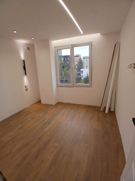For sale, Apartment 1+1, 21 Dhjetori, Tirana