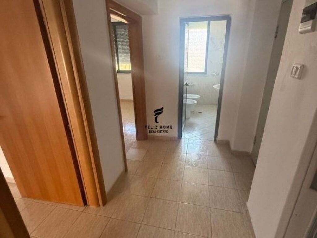 FOR SALE APARTMENT 2+1 BARDHYL STREET 165,000 EURO FH-66874