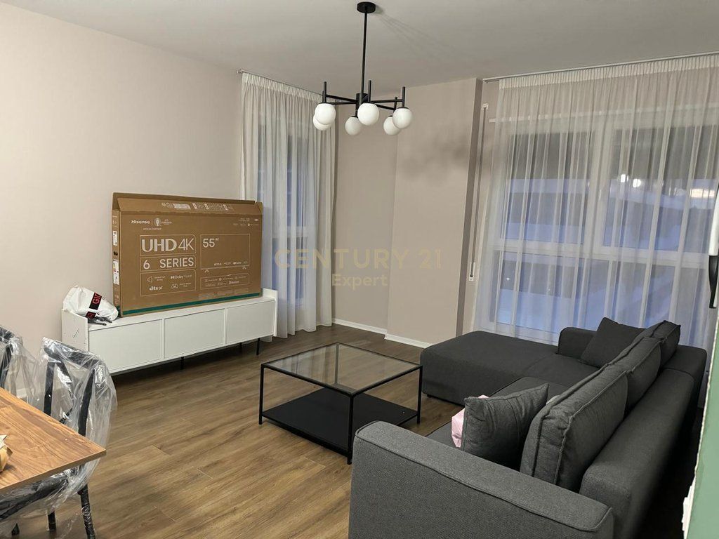 APPARTAMENTO 2+1+2 IN AFFITTO AL TRIO TOWER!