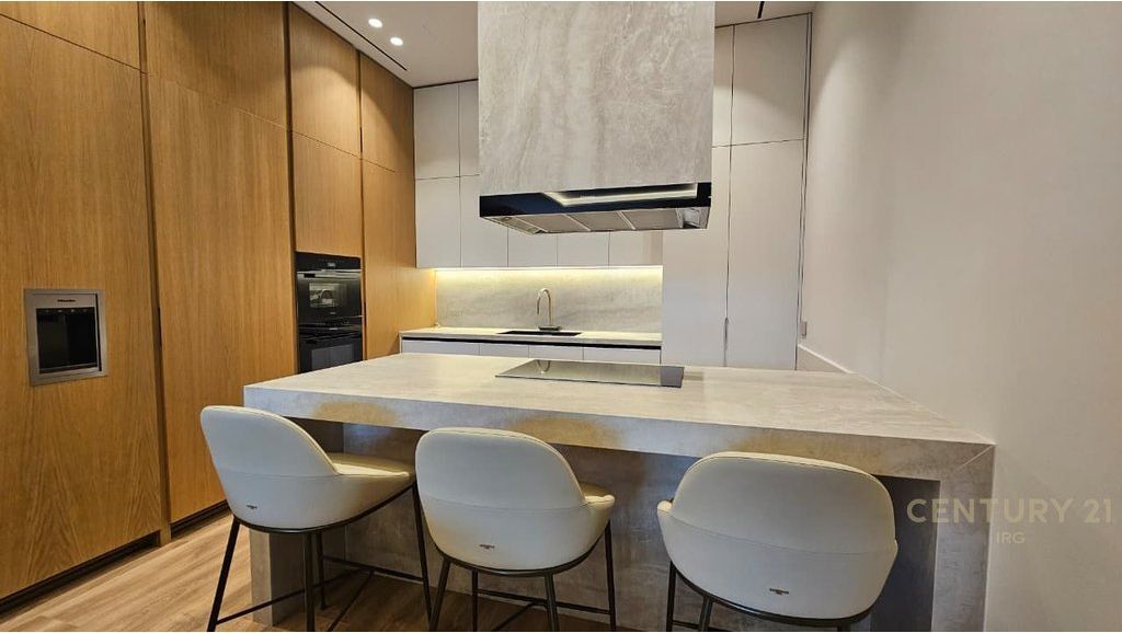MAGNIFICA VILLA SU 4 PIANI IN AFFITTO PRESSO IL LUMINOR RESIDENCE VICINO A TEG!