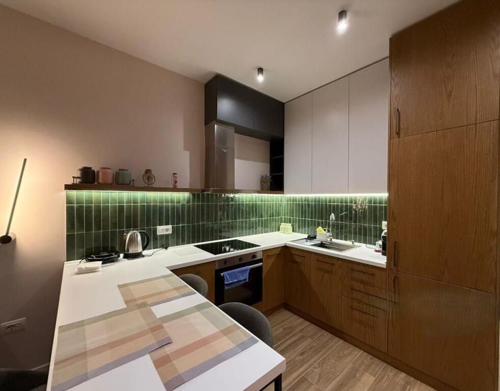 Apartment 1+1 for sale invested on “Siri Kodra” Street!
