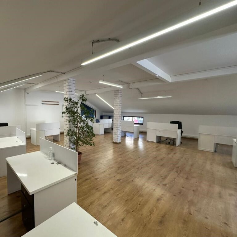 🏢✨ Office Space for Rent 7 rooms – Bllok ✨🏢