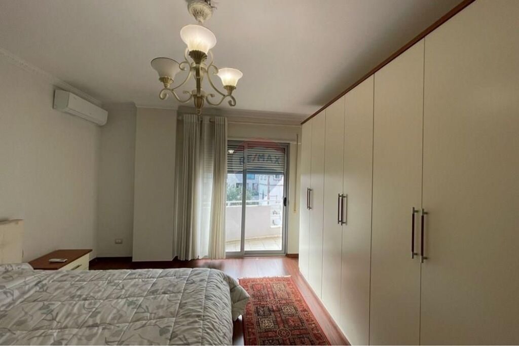 Apartament - Për Shitje - Kopshti Zoologjik, Tiranë