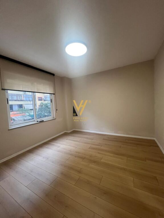 UFFICIO 90 M2 IN AFFITTO A KOMUNA E PARISIT 90.000 LEKE