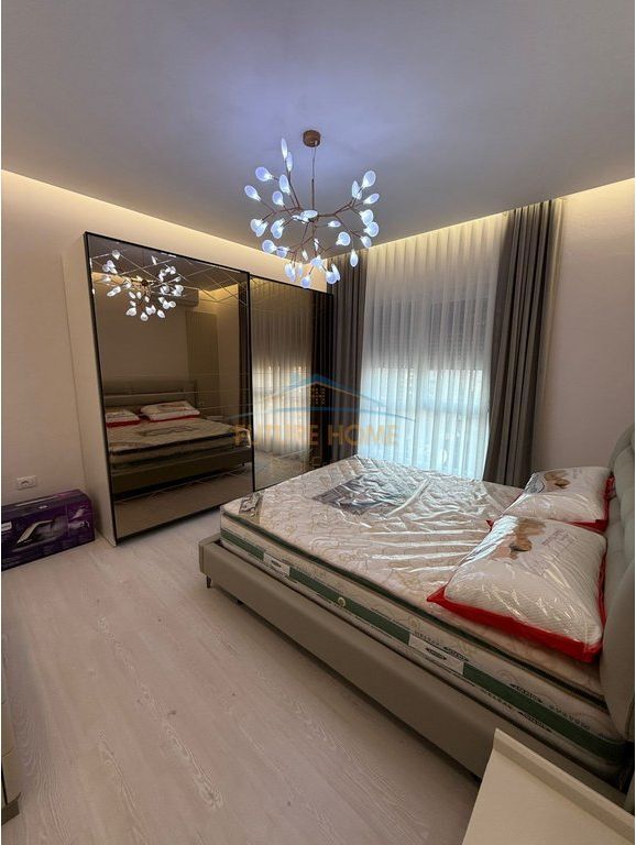 Qera, Apartament 1+1+Post parkimi, Rruga Odhise Paskali, Tiranë.