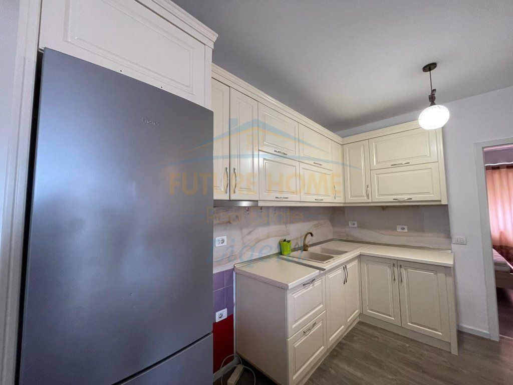 Qera, Apartament 2+1, Ish Parku i Autobuzave, Tirane.