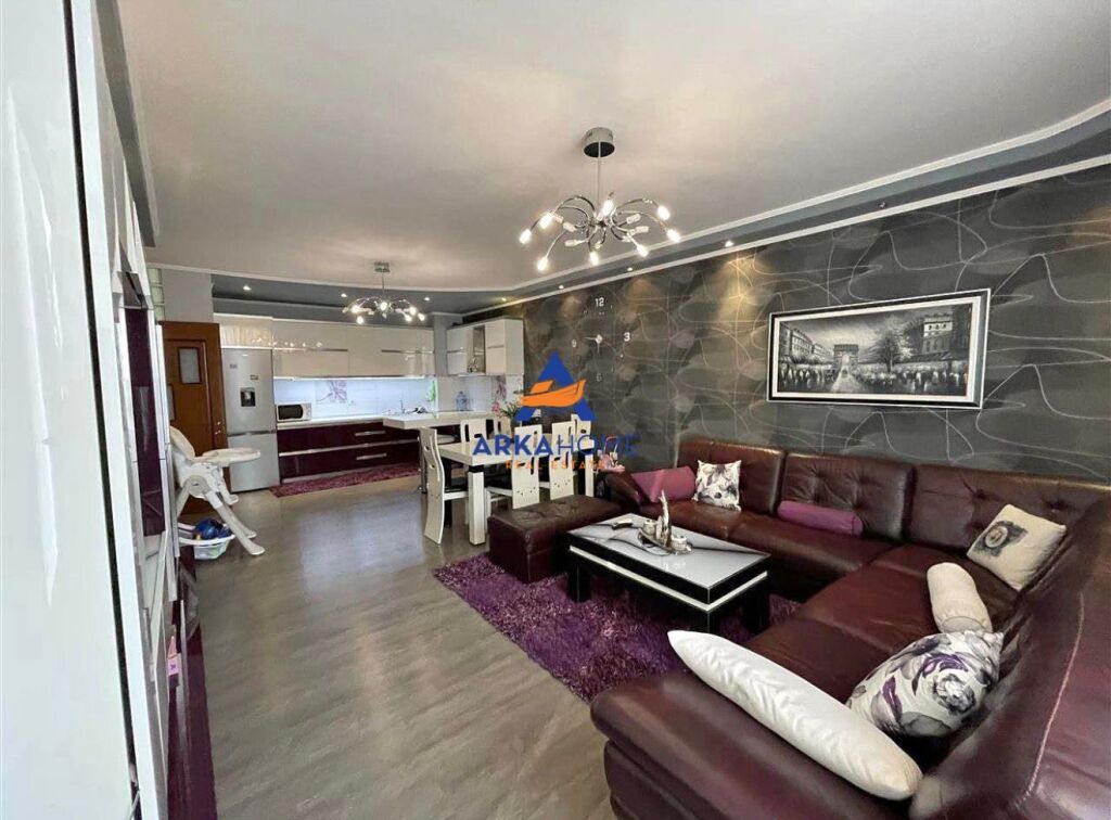 SHITET APARTAMENT 2+1+BALLKON "TE RRUGA BESIM ALLA,YZBERISHT" 1500000 LEKE