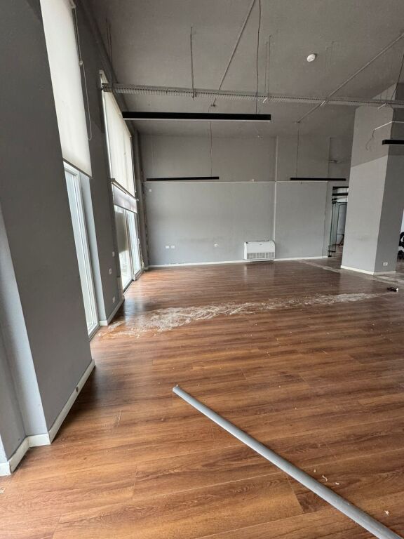 OFFICE FOR RENT 400M2 ALI DEMI