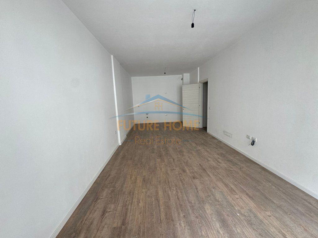 In vendita, Appartamento 1+1, Complesso E-88, Via Dritan Hoxha