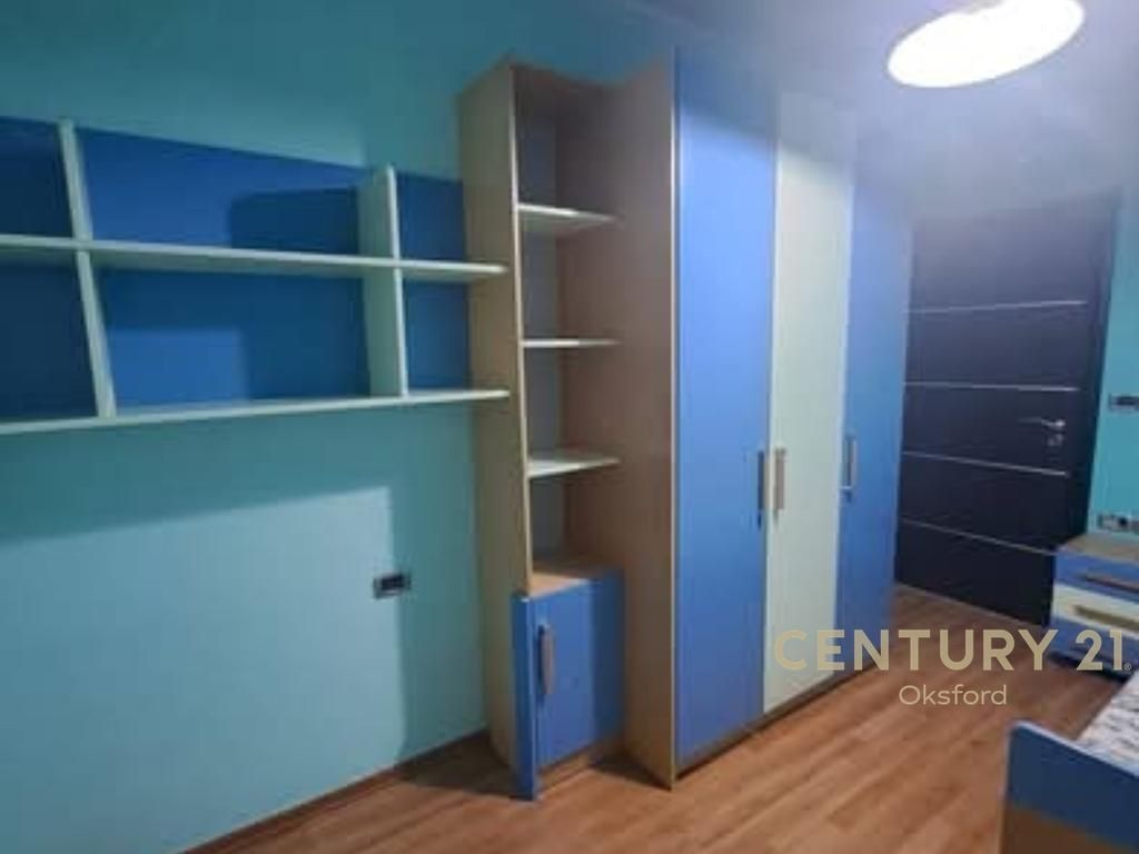 Attico in affitto a Vlora