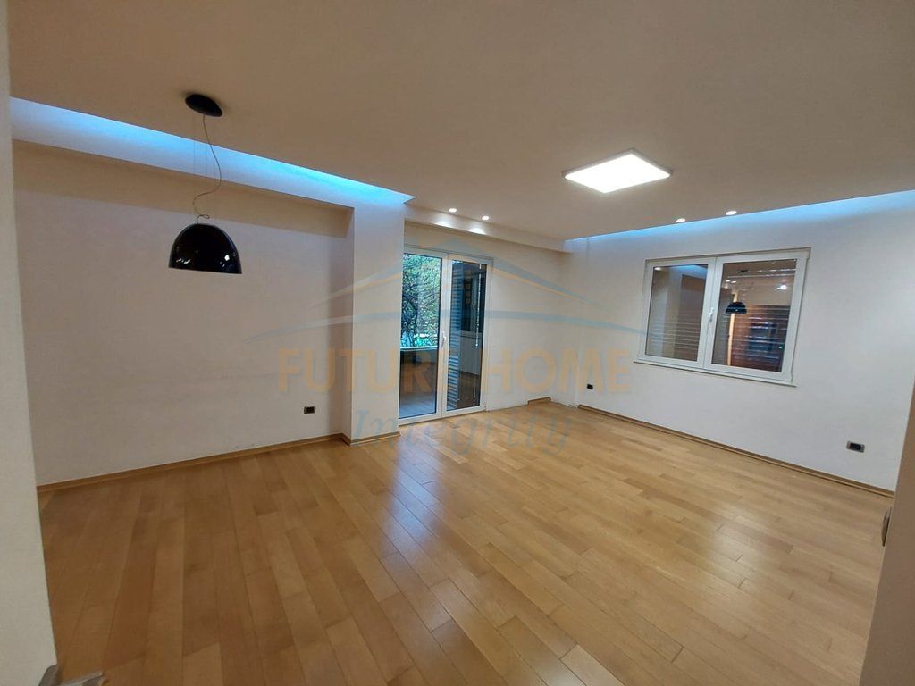 For rent, Apartment for Offices, Blloku, Tirana.