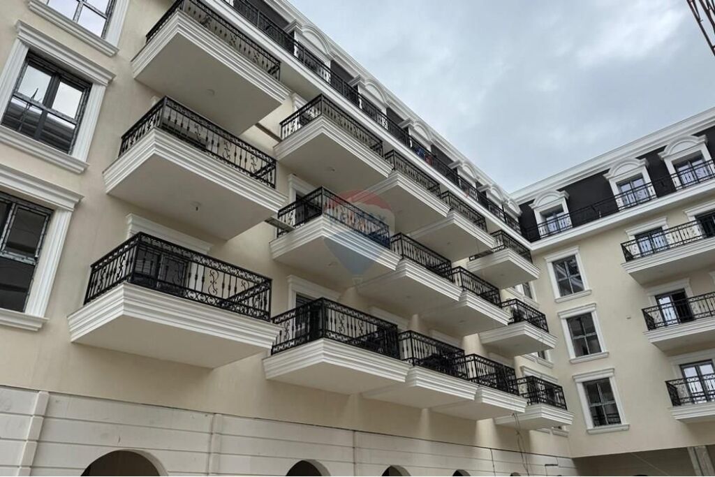 APARTAMENT 1+1 PER SHITJE TE TIRANA PORTA E RE