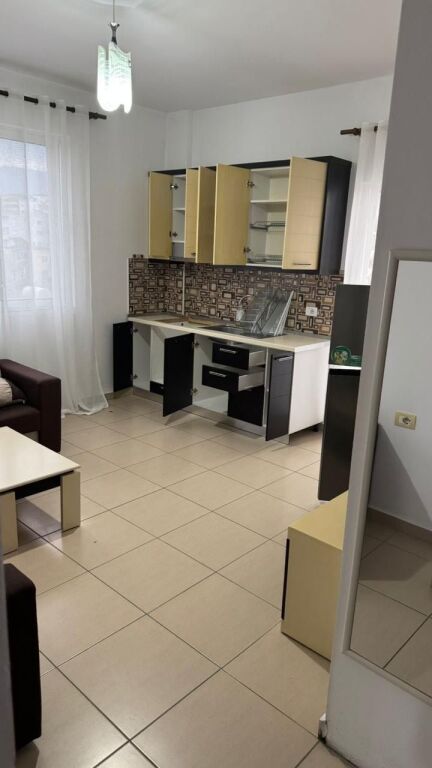 apartament me qera 1+1 5 Maji