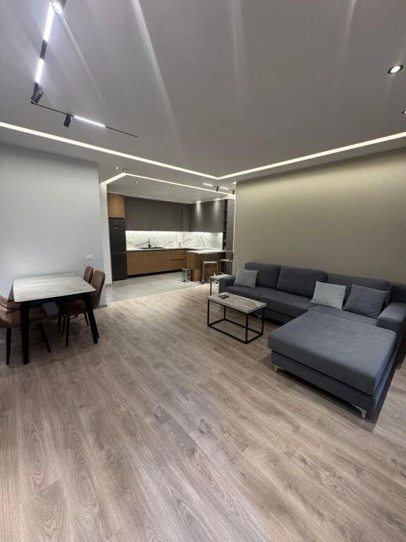 Apartament 2+1+2 me qera tek Kompleksi Delijorgji