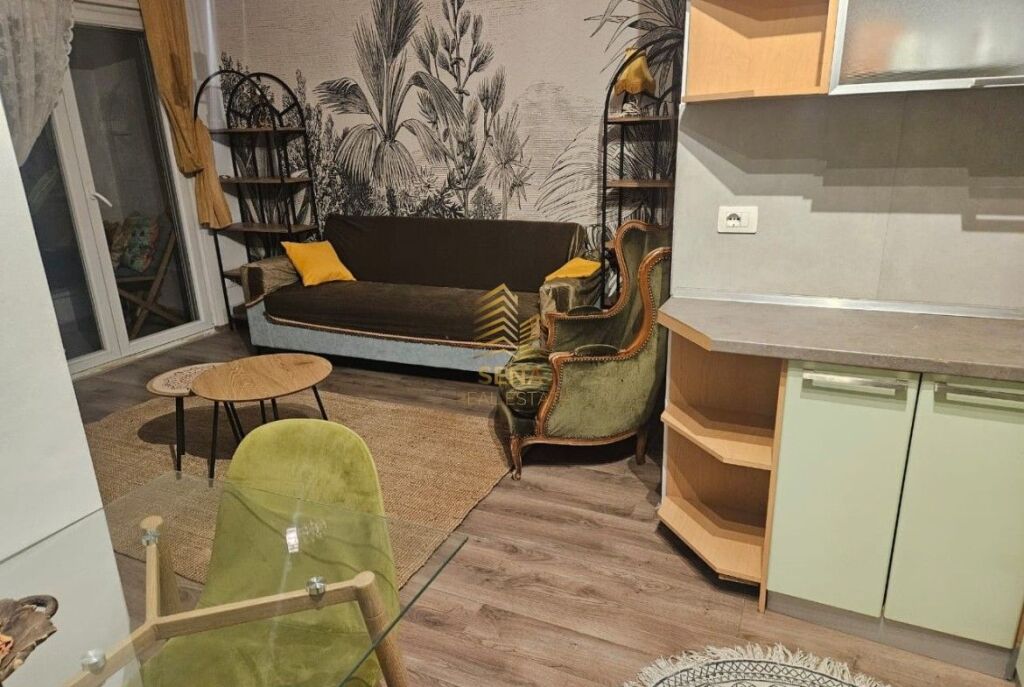 Rent, Apartment 2+1+balcony, Kosovareve Street, 75,000 Leke/Month