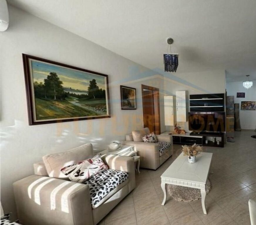 Qera,Apartament 1+1 prane pastuceri Melises ,Fresk