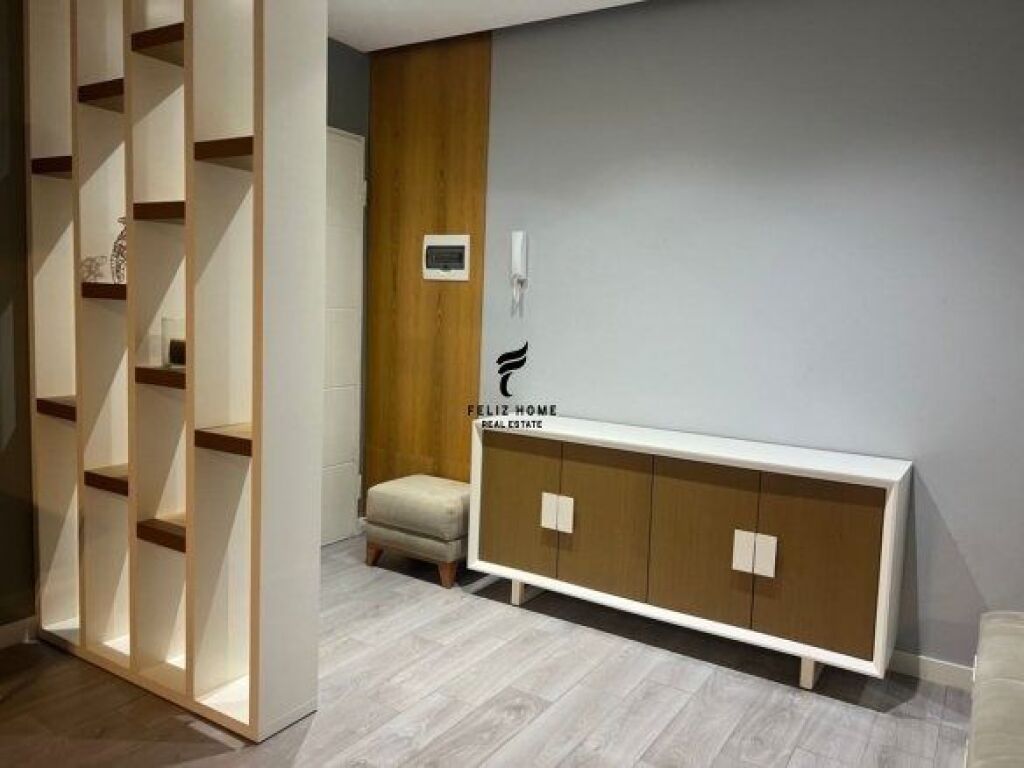 APARTAMENT ME QERA 2+1 FUSHA E AVIACIONIT 62.000 LEKE FH-66778