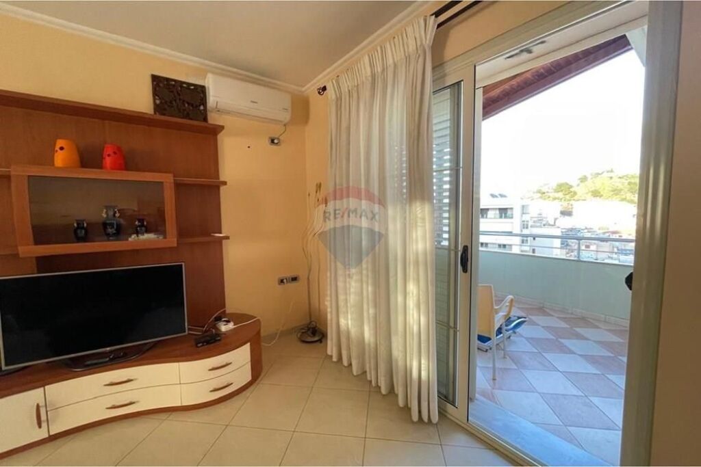 🏡 Appartamento 4+1 in Affitto – Centro, Valona