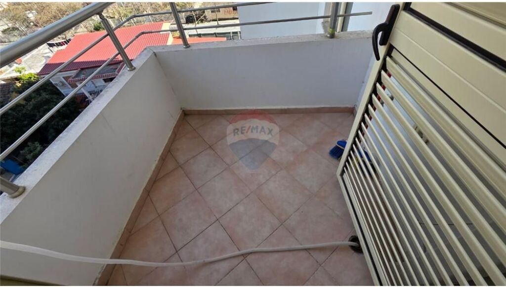 🏡 Studio – Për Qira | Lungomare, Vlorë | 100 m nga deti 🌊