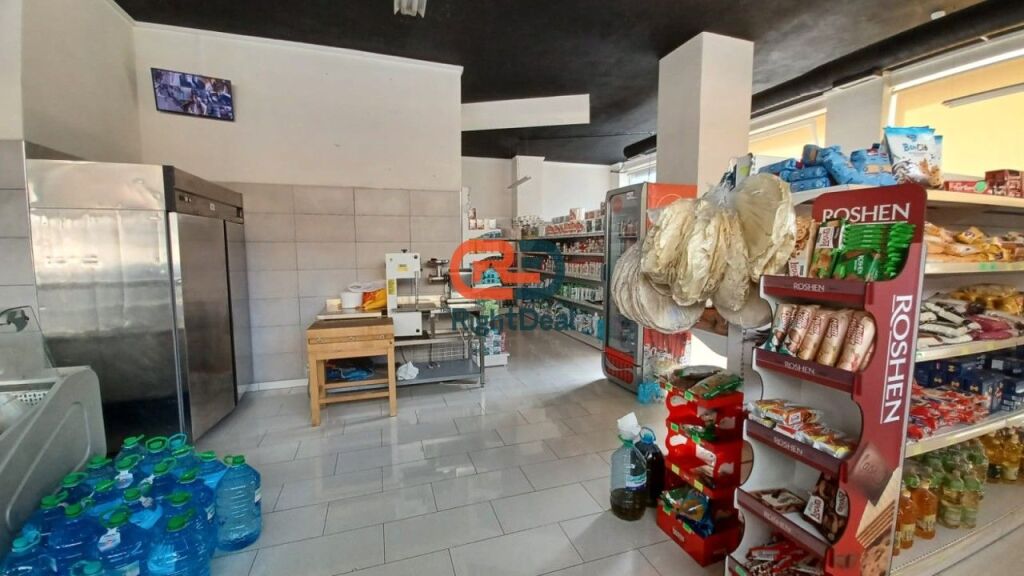 Vicino a Selvise, Locale in Affitto, Per Tipologie Diverse di Uffici o Attività Commerciali!!!