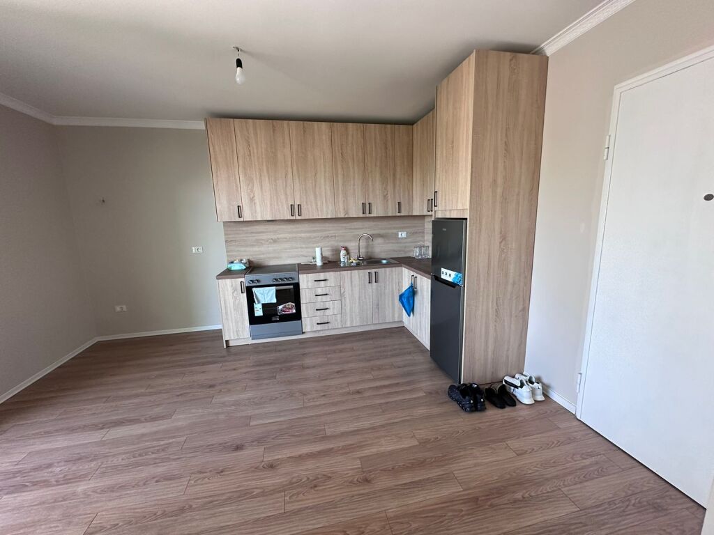 Apartament per shitje - Liqeni i Thate