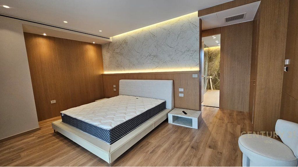 Super luxurious 4-story villa for rent near Luminor Residence, Teg