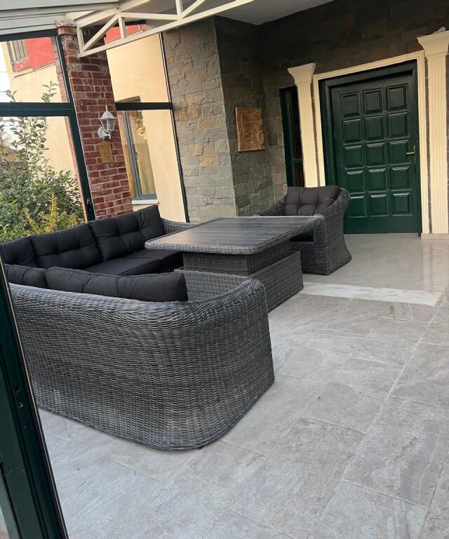 🏡 Jepet me Qira Vilë – Sauk, Tiranë