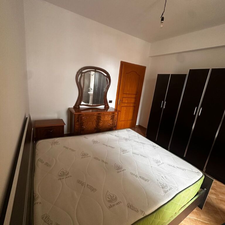 APARTAMENT ME QIRA 1+1- ASTIR ◦ Unaza e Re, përballë Vila L