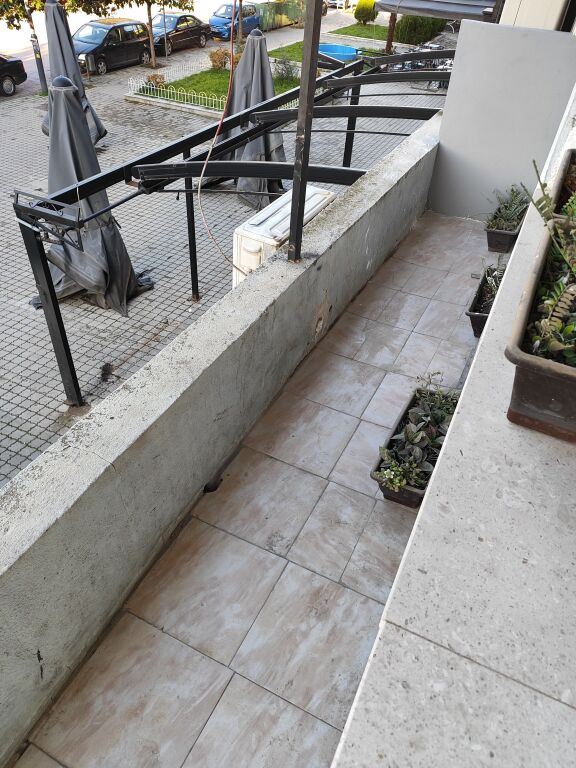 SHITET APARTAMENT 1+1 – QENDËR ELBASAN