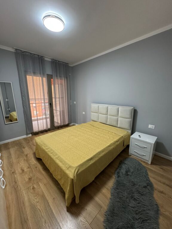 APARTAMENT 1+1  ME QERA KOMPLEKSI DELIJORGJI