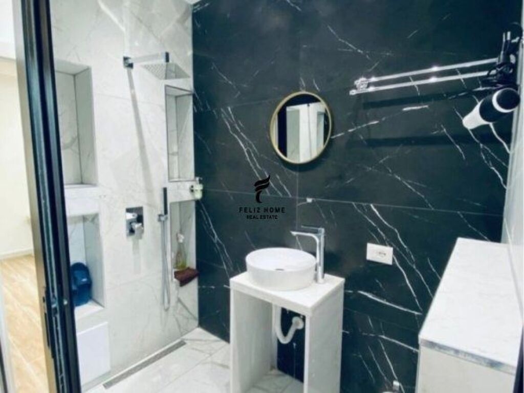 APARTMENT FOR RENT 1+1 PARIS COMMUNE 60,000 LEKE FH-67133