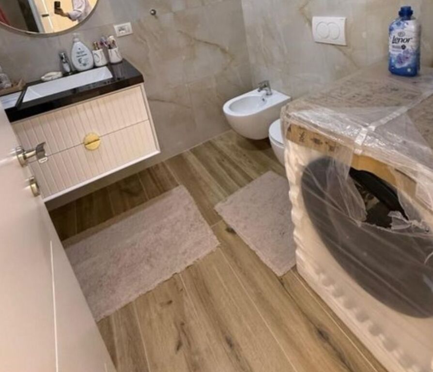 JEPET ME QERA APARTAMENT MODERN 2+1+2
