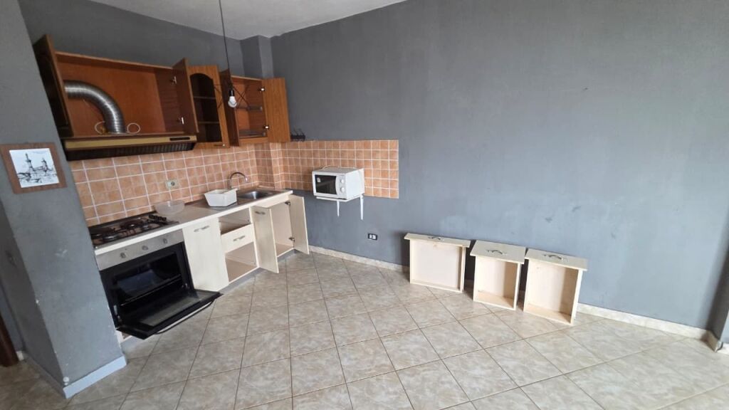 Affitto, Appartamento 2+1, Quartiere 18, Durazzo