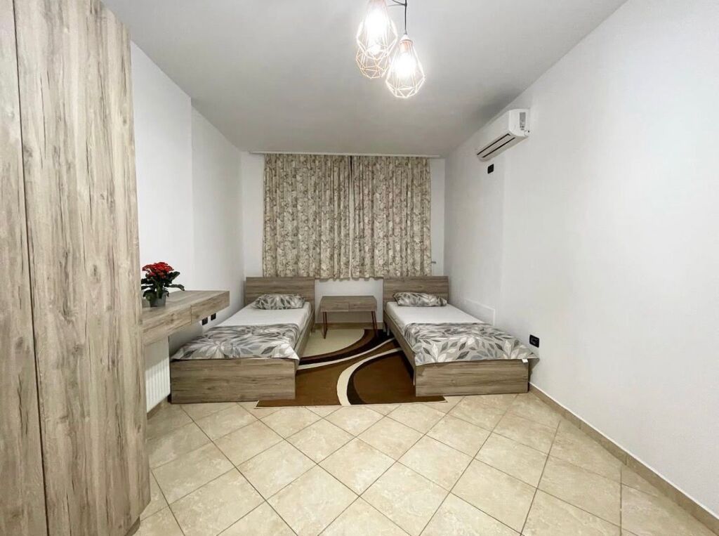 Apartment 3+1+Parking for rent at the Paris Municipality.