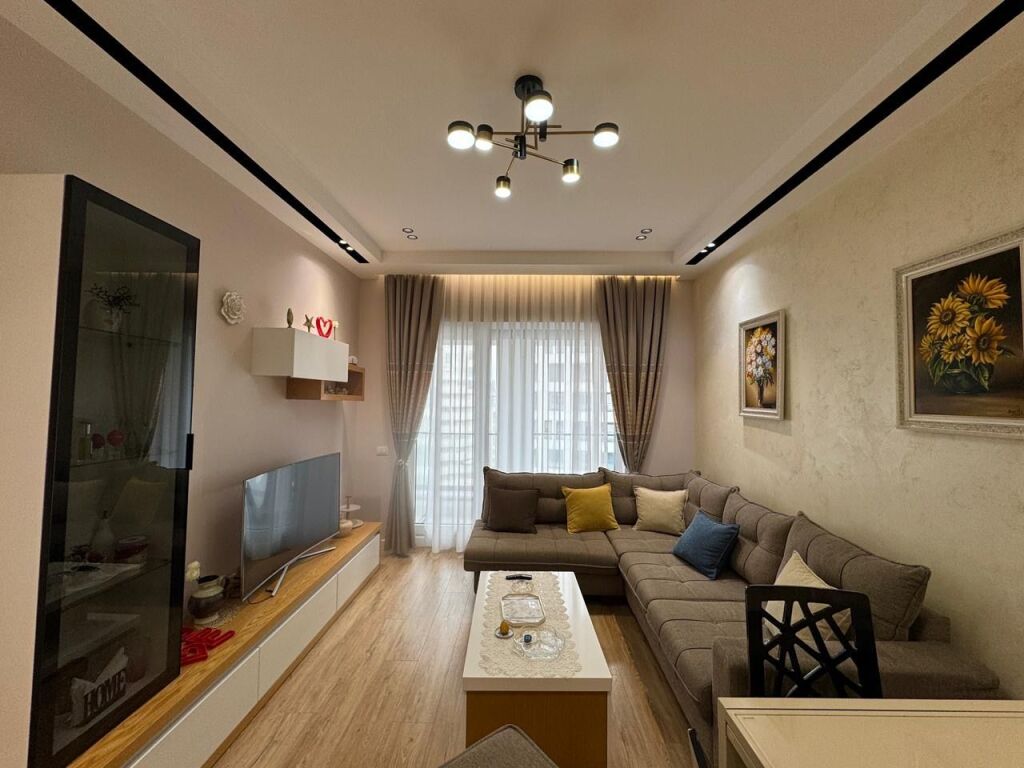Apartment 1+1 me qira te Kontakti