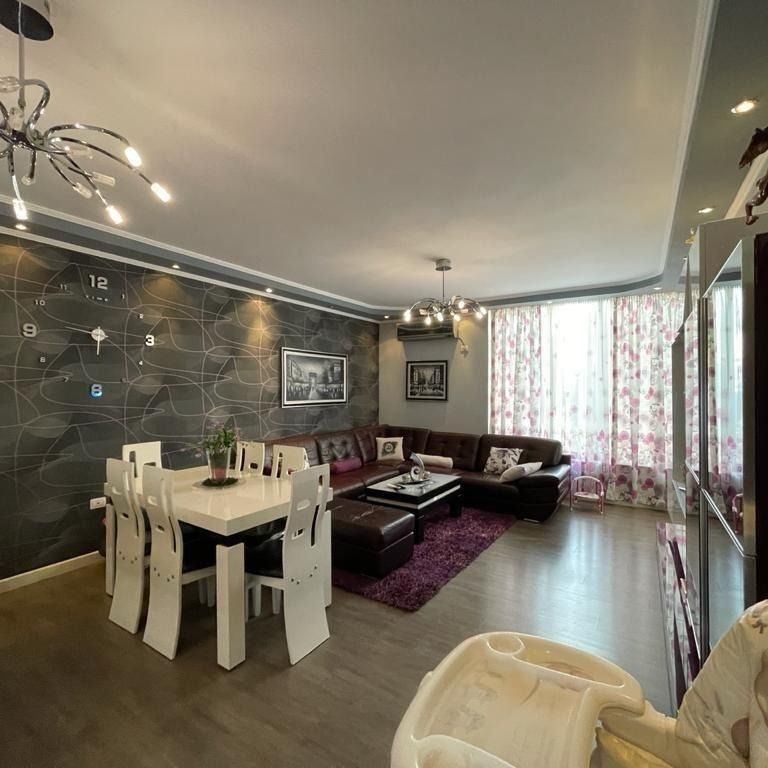 SHITET APARTAMENT 2+1 - RR. BESIM ALLA