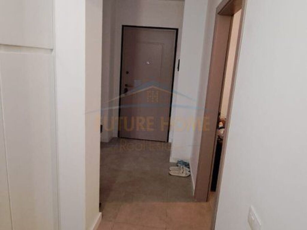 Shitet,Apartament 2+1, Fresk