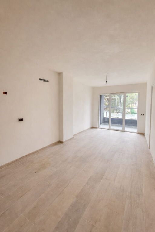 🏡 Vendesi Appartamento 1+1 a Golem, Durazzo