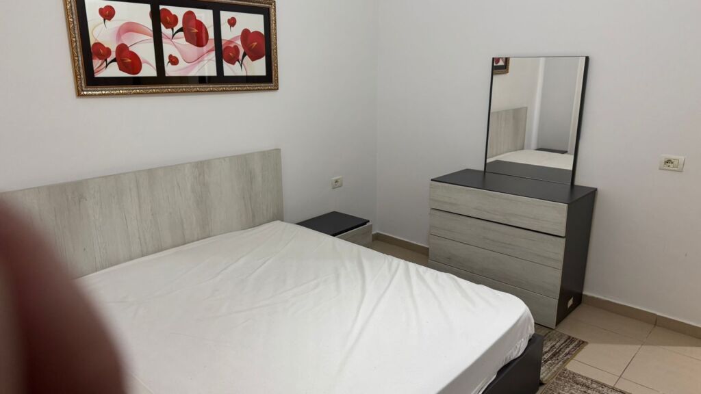 🔺Jepet me qera apartamenti 1+1 🔺