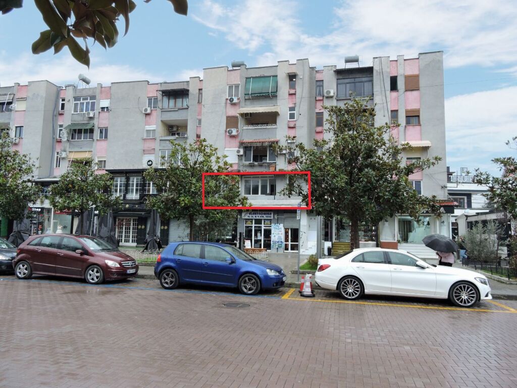 SHITET APARTAMENT 1+1 – QENDËR ELBASAN