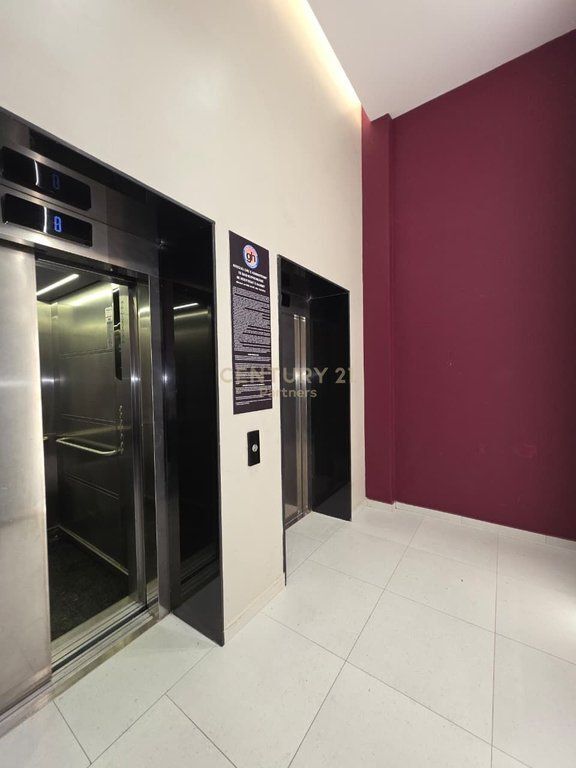 Appartamento 2+1+2 in vendita a Komuna e Parisit