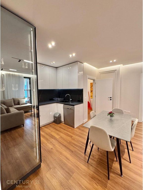 APARTAMENT 2+1 PRANE PAZARIT TE RI!