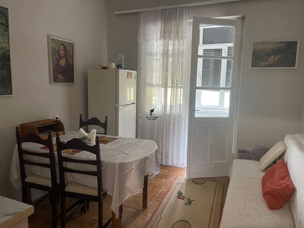 APARTMENT FOR RENT 2+1 FORMER RESTAURANT DURRËS 50,000 LEKE FH-67120