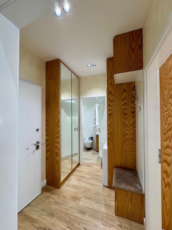 Apartment 1+1 me qira te Kontakti