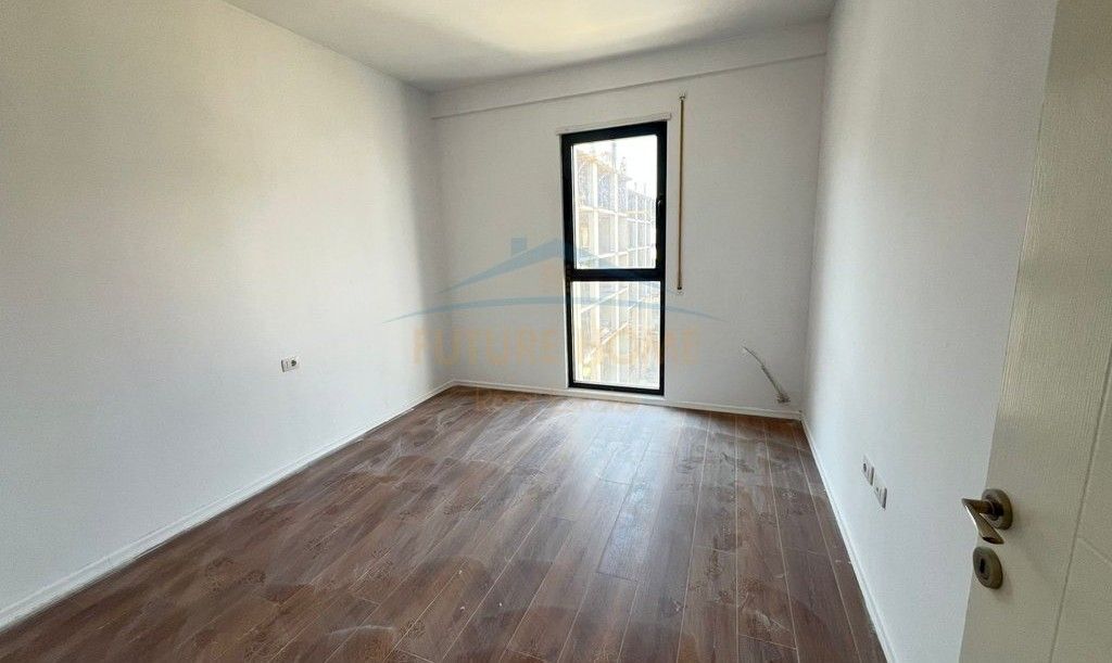 For sale, Apartment 2+1+2+ Parking Space, Sadik Petrela Street, ASL Complex 2