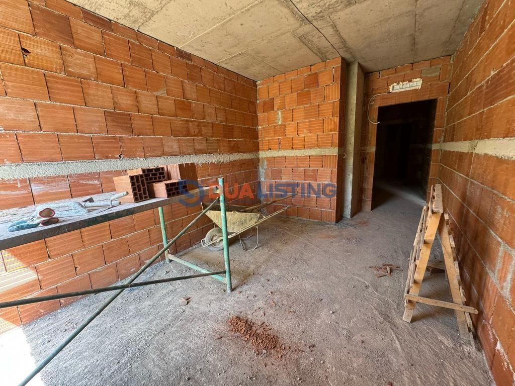 FOR SALE 1+1 near DRY LAKE !
