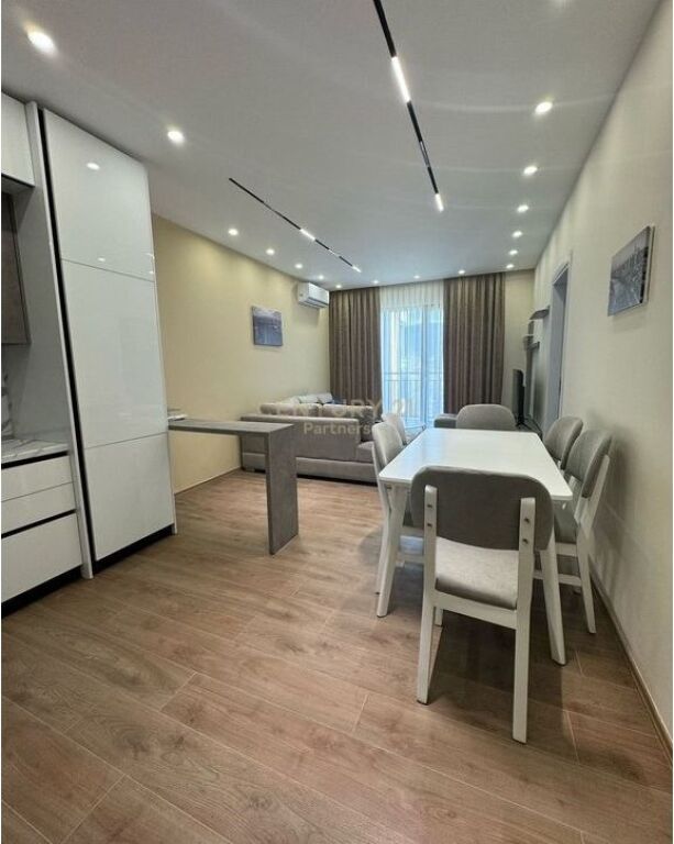 APARTAMENT ME QIRA 2+1+POST PARKIMI KODRA E DIELLI