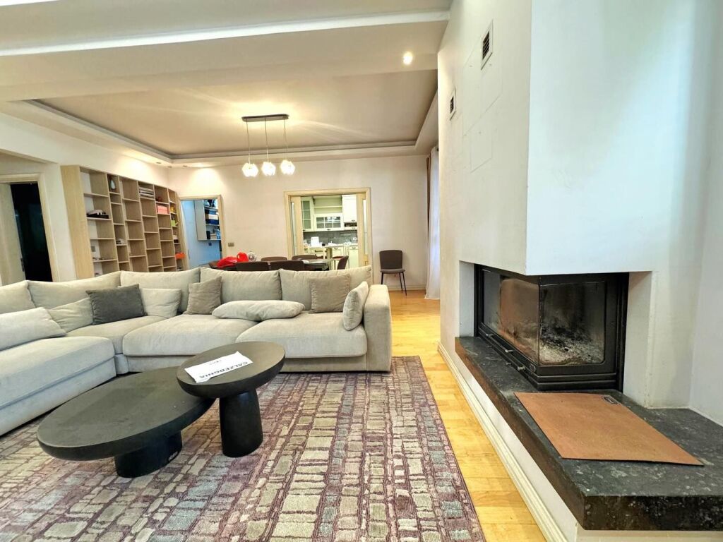 Myslym Shyri, prane Karburantit Kastrati, shesim super apartament 2+1+2 tualete