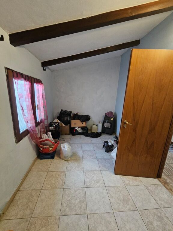 VENDESI APPARTAMENTO 3+1 VICINO A KAZAZI A DURRËS